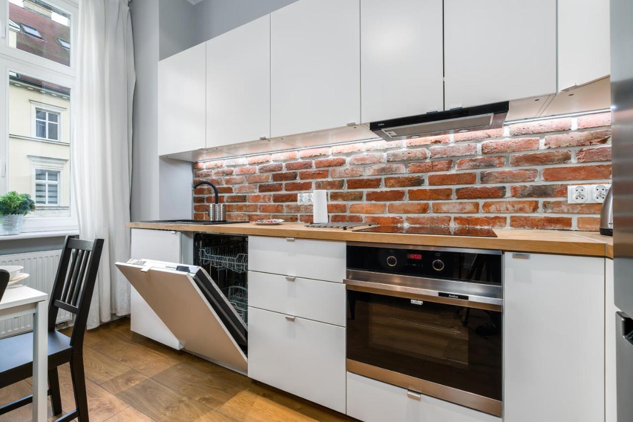 Old Town Apartment Garbary By Noclegi Renters Poznań Extérieur photo